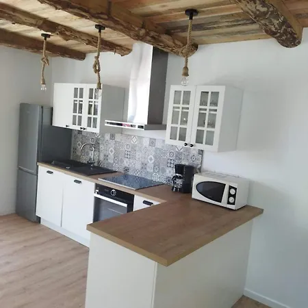 Clemarie Maison De Caractere Sur Le Larzac Tatil Evi Nant